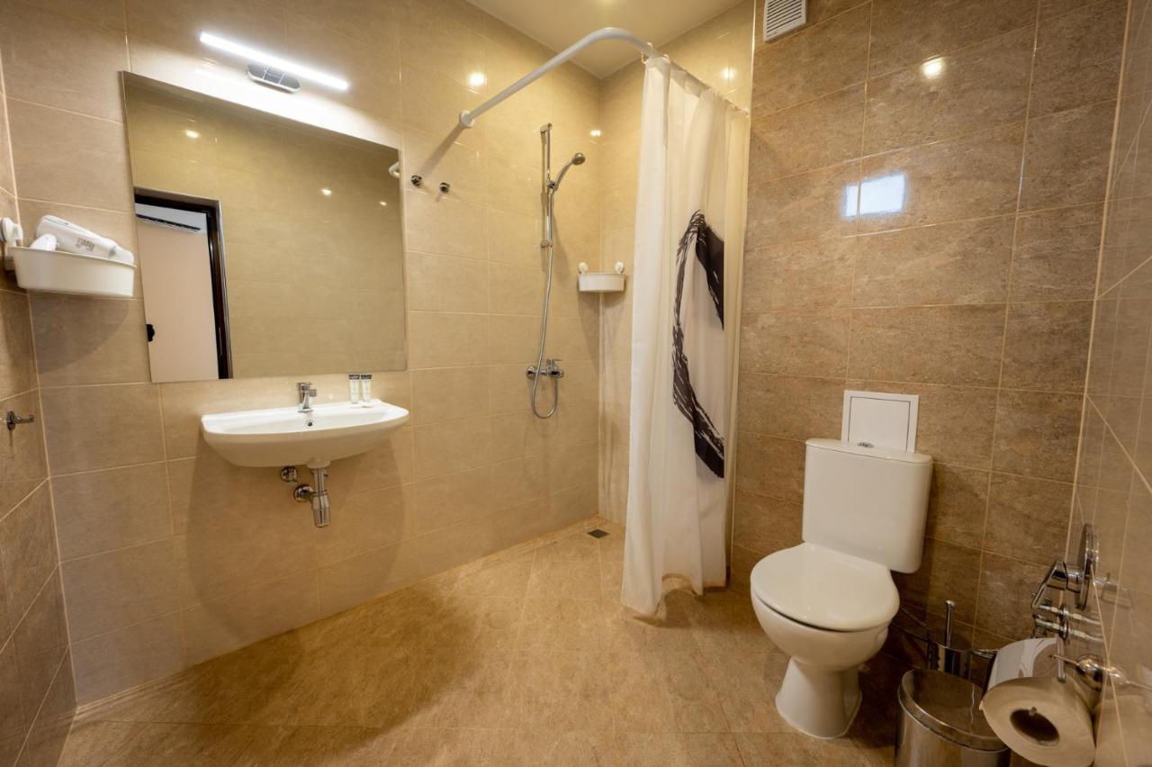 Семеен Хотел Константинови Kyustendil Exterior photo